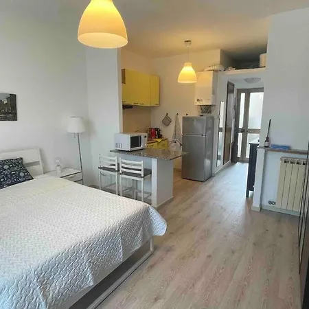 Appartement Grazioso Monolocale Vista Darsena *
